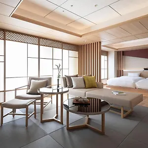 4* فندق كروس